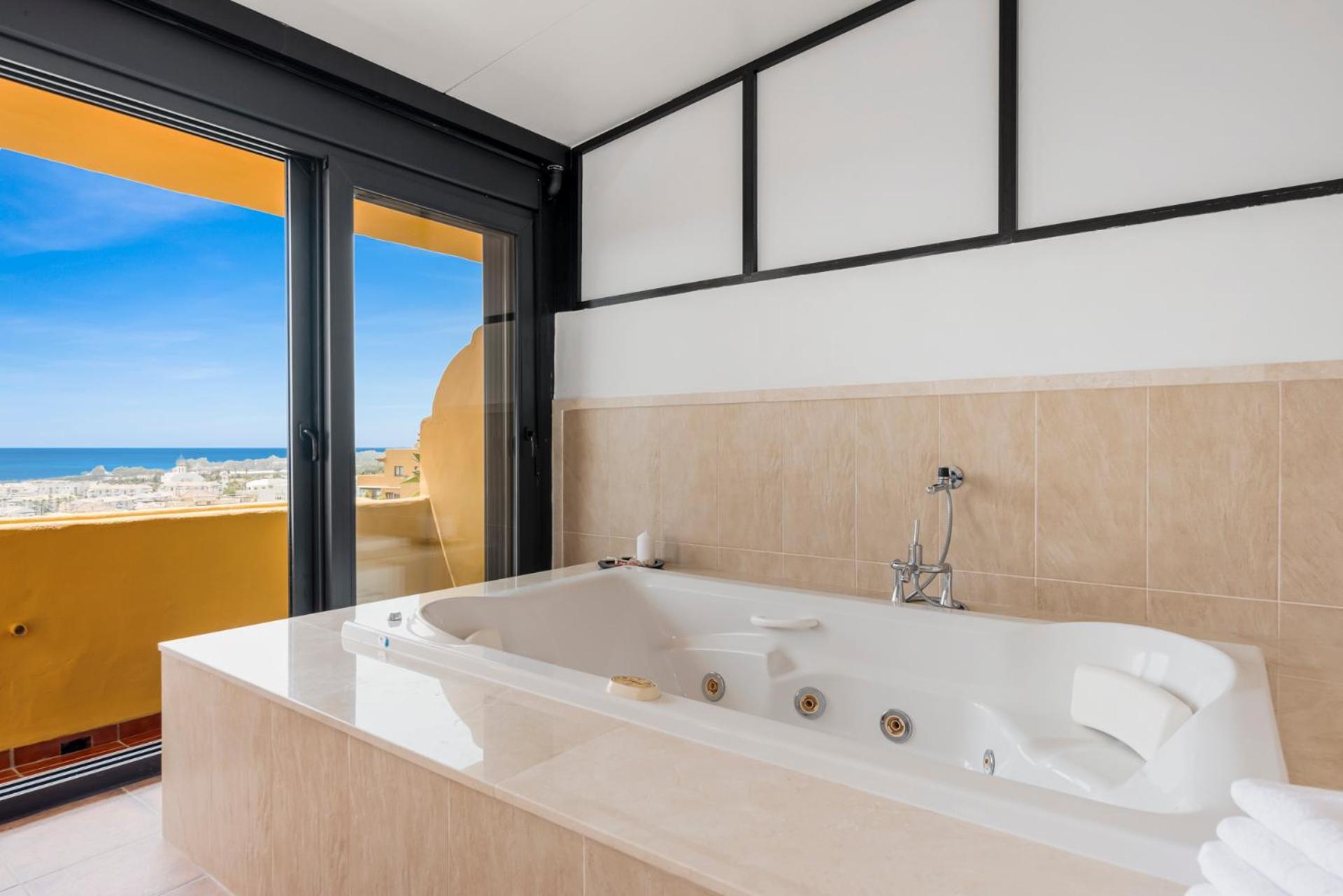 Sky And Sea Estepona Penthouse 외부 사진