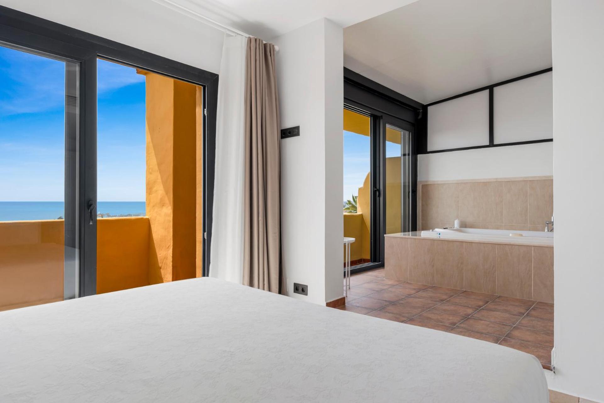 Sky And Sea Estepona Penthouse 외부 사진